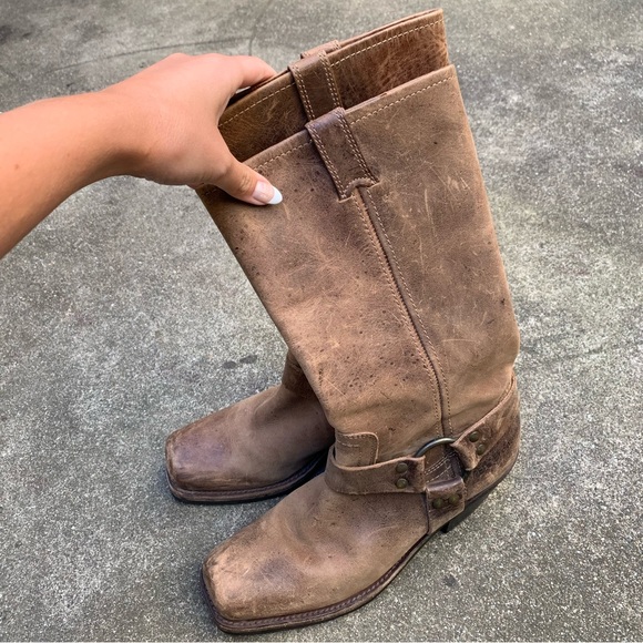 Brown Leather Cowboy Boots - Picture 4 of 8